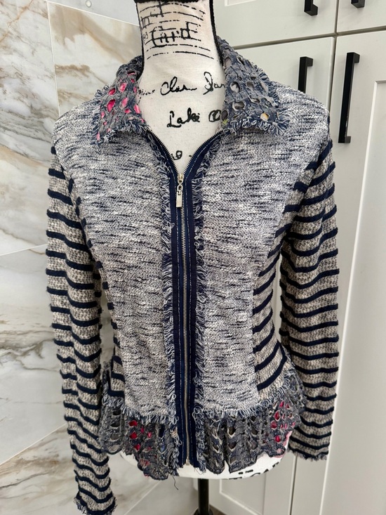 Alberto Makali Tops - Makali Blk & Gray Zip-Front Fairycore Boho Fringe Ruffle Women's Knit Jacket